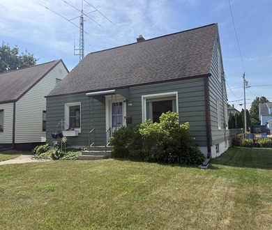 Lake Michigan - Milwaukee County Home For Sale in Cudahy Wisconsin