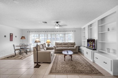 Welcome to this beautifully maintained two-bedroom, two-bathroom - photo 14