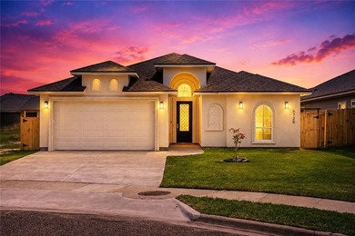 Now available as a pre-completion opportunity, this 3-bedroom - photo 1