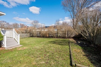 WARWICK, RI -- A classic New England Cape in sought after - photo 33