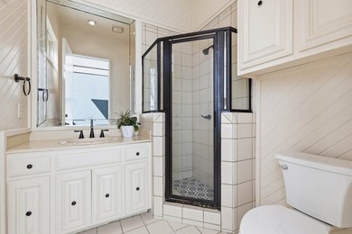 BACK ON THE MARKET, BUYERS FINANCING FELL THROUGH. Spectacular - photo 37