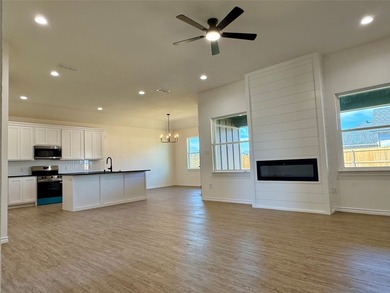 Agent Owner. Discover this beautiful new-build located in the - photo 3