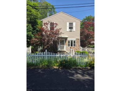 Lake Home For Sale in Jefferson, New Jersey