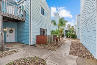 Cozy Coastal One-Bedroom Condo - Prime Beachside Location! This - photo 6