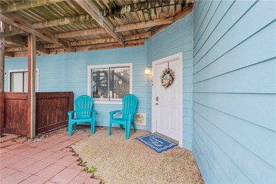 Cozy Coastal One-Bedroom Condo - Prime Beachside Location! This - photo 7