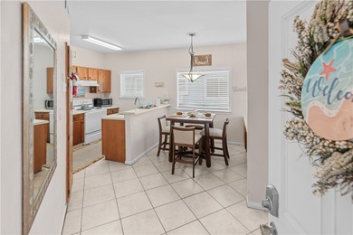Cozy Coastal One-Bedroom Condo - Prime Beachside Location! This - photo 9