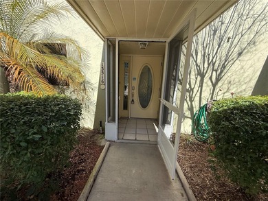 (private lake, pond, coastal) Condo For Sale in Tampa Florida