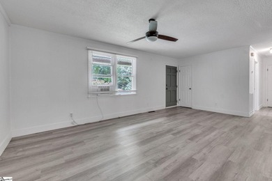 Move in ready and just minutes from Lake Hartwell! This - photo 11