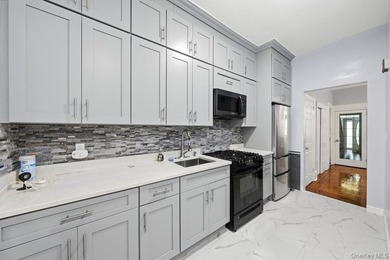 Great opportunity to own this attached single-family home in the - photo 11