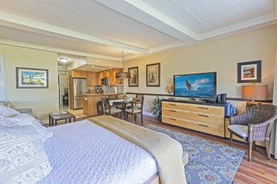 Experience the joy of Maui living in this exquisitely remodeled - photo 11