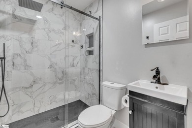 Move in ready and just minutes from Lake Hartwell! This - photo 12