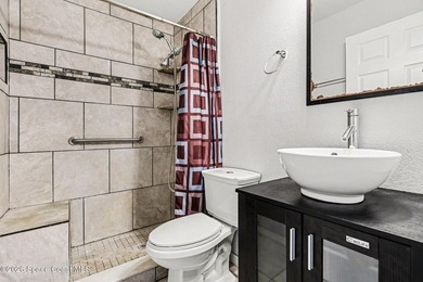 Nice 3 bedroom 2 bath 2 car garage with a bonus room & a Large - photo 16