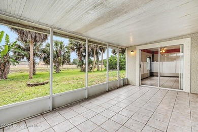 Nice 3 bedroom 2 bath 2 car garage with a bonus room & a Large - photo 19