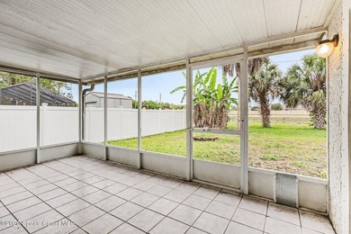 Nice 3 bedroom 2 bath 2 car garage with a bonus room & a Large - photo 21