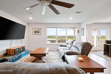 Spacious 5BR/3.5BA home in the family-friendly Manors of - photo 2
