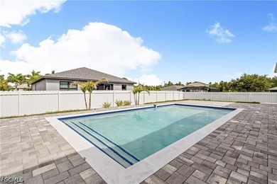 Private Outdoor Oasis Featuring a Heated Pool. Enjoy your own - photo 22