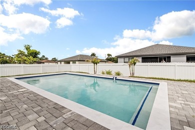 Private Outdoor Oasis Featuring a Heated Pool. Enjoy your own - photo 23