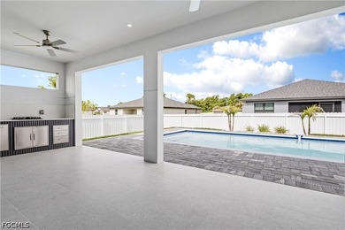 Private Outdoor Oasis Featuring a Heated Pool. Enjoy your own - photo 24