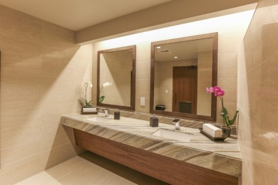 Experience the joy of Maui living in this exquisitely remodeled - photo 38