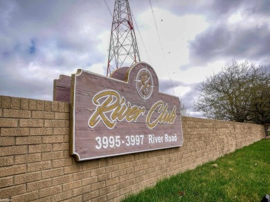 Lake Condo For Sale in East China, Michigan