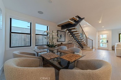 Step into the ultimate Corona del Mar lifestyle at 603 Acacia, a - photo 15