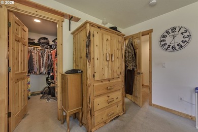 This inviting 3-bedroom, 2-bath home features an open-concept - photo 16