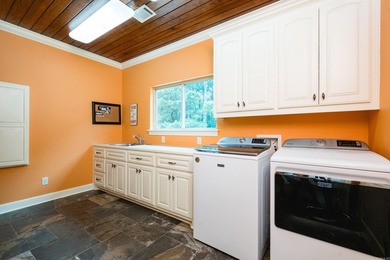 Exceptional custom home on 2+ acres near Pinnacle Mountain State - photo 18