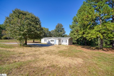 (private lake, pond, coastal) Home Active Under Contract in Chesnee South Carolina