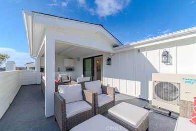 Step into the ultimate Corona del Mar lifestyle at 603 Acacia, a - photo 27