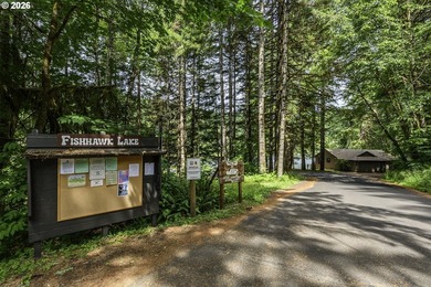 This inviting 3-bedroom, 2-bath home features an open-concept - photo 29