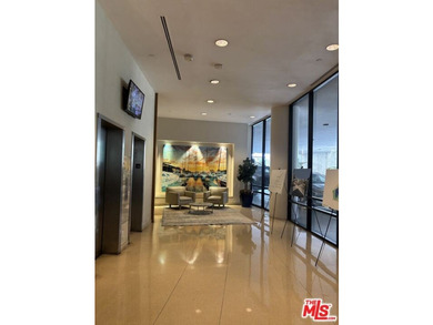 Spacious 1 bedroom, 1 bath condo with fabulous harbor view. This - photo 30