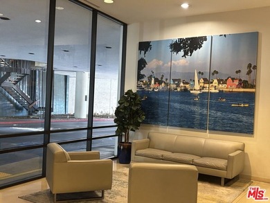 Spacious 1 bedroom, 1 bath condo with fabulous harbor view. This - photo 31
