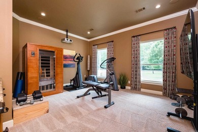 Exceptional custom home on 2+ acres near Pinnacle Mountain State - photo 32