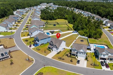Situated on a large, premium lot that backs up to a private - photo 34