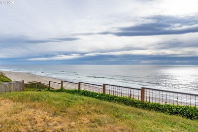 Oceanfront with outstanding views of the surf and sunsets zoned - photo 2