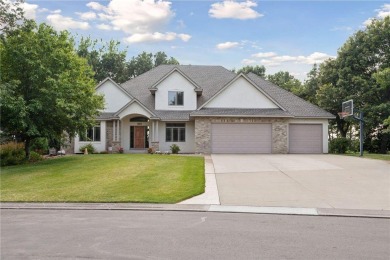 Lake Home For Sale in Woodbury, Minnesota