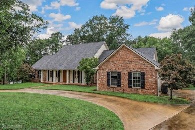 Lake Home For Sale in Shreveport, Louisiana