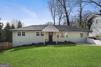 Glen Emerald Lake Home For Sale in Atlanta Georgia