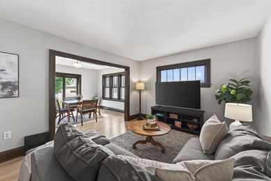 Located on a quiet, tree lined street, close to downtown St Paul - photo 8