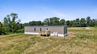 Welcome to easy, worry-free living in this brand-new 2-bedroom - photo 8