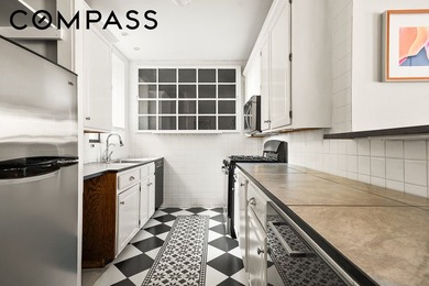 364 West 121st Street, #4A Direct Park Views Three-Bedroom Co-op - photo 5