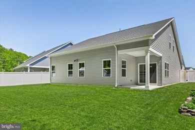 Welcome to Perry's Retreat, an exquisite coastal-inspired - photo 31