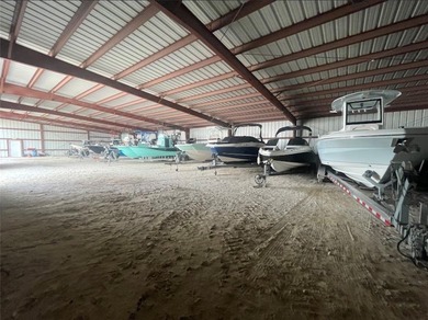 Exceptional opportunity to acquire Bluff Bay Marina - a fully - photo 4