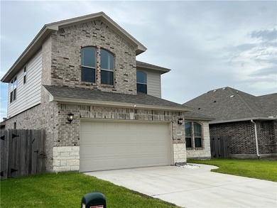 Move-In Ready Southside Home | 4 Bedrooms, 3 Baths | - photo 1