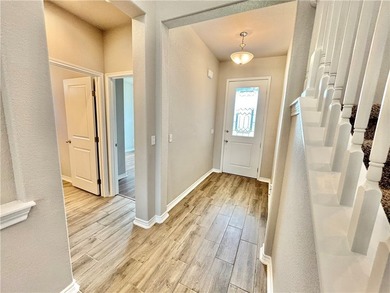 Move-In Ready Southside Home | 4 Bedrooms, 3 Baths | - photo 4