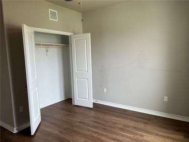 Move-In Ready Southside Home | 4 Bedrooms, 3 Baths | - photo 6