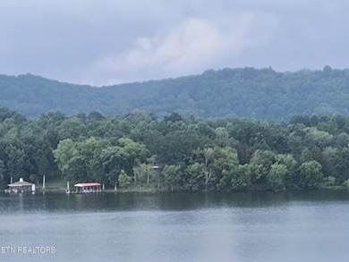 Watts Bar Lake Lot Sale Pending in Rockwood Tennessee