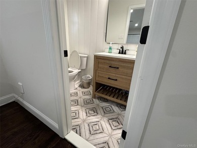 Newly renovated two story expanded ranch in desirable Oakdale - photo 10