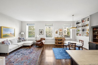 AN ELEGANT, MODERN CARROLL GARDENS GEM W/DREAM ROOFTOP TERRACE - photo 1