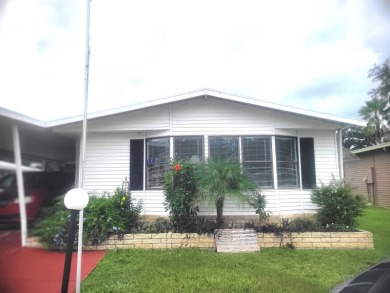 Lake Home For Sale in Ocala, Florida